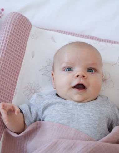 Užvalkalas vystymo lentai "Love"